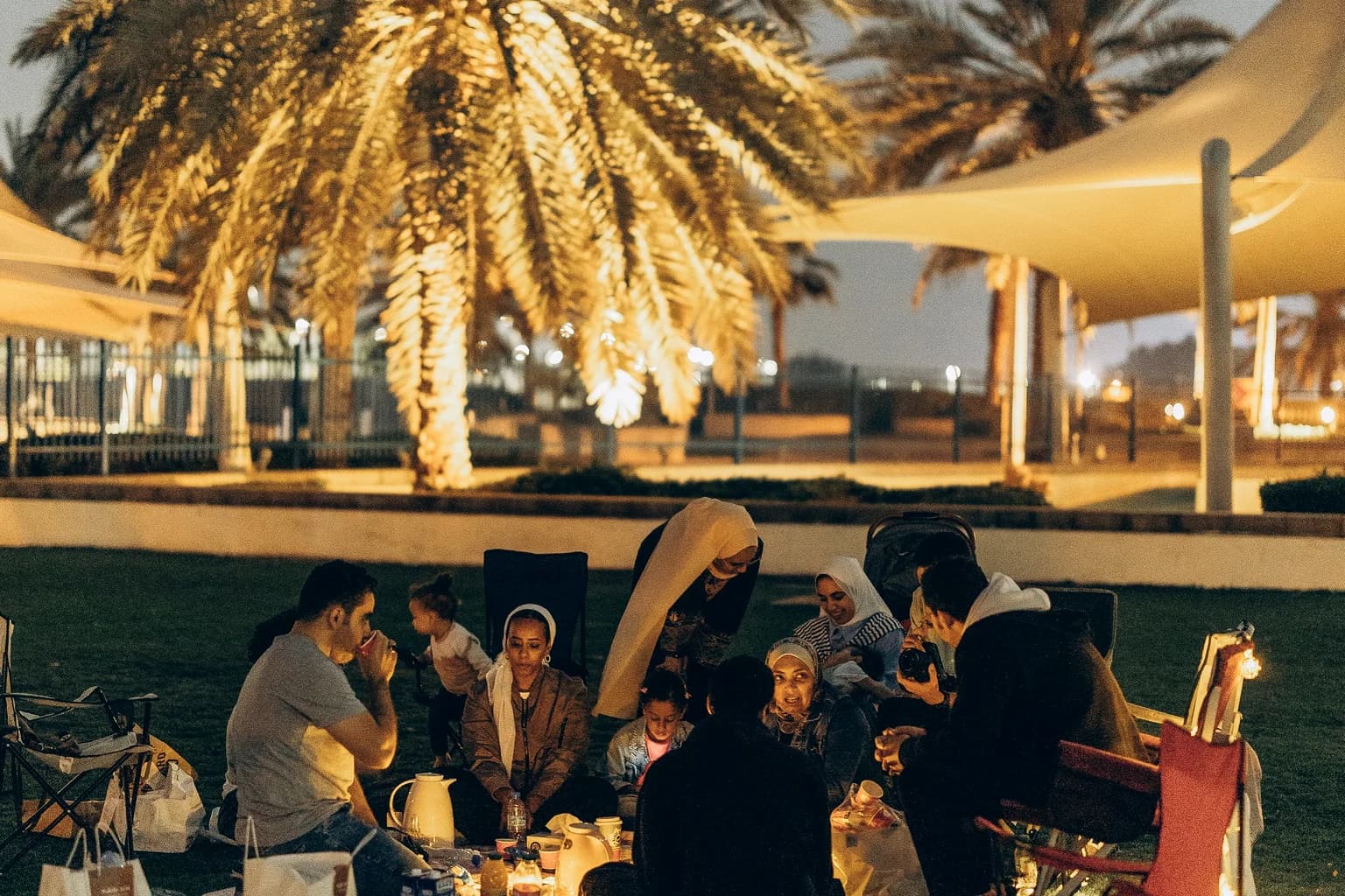 Abu Dhabi evening hospitality